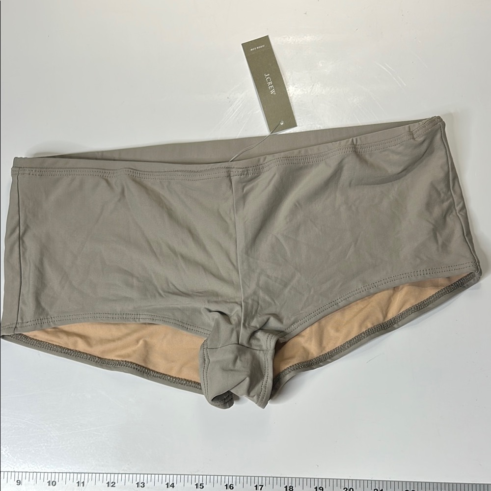 J. Crew Women’s swim bottom 2 pc Stretch Boyshorts Taupe Sz M